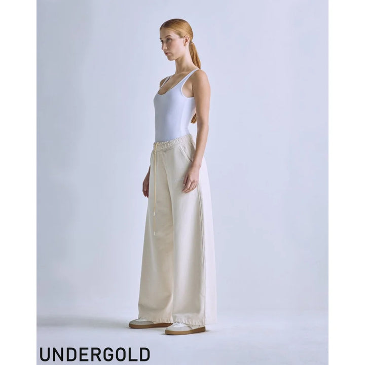 Body Undergold Neckline Crop Top