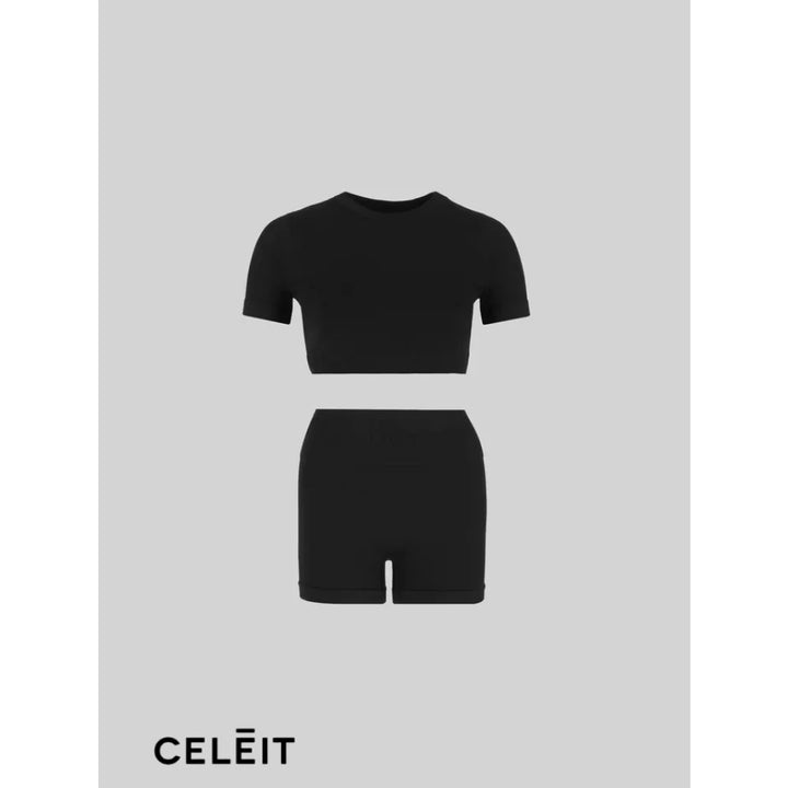 Celēit Seamless T/S Black Top