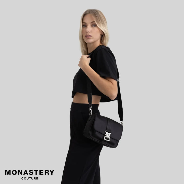 Fannypack Monastery Lexus Black Bolsos